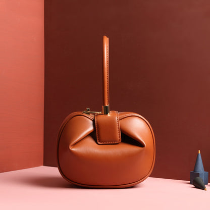 Luxury Shamew leather handbag with a dumpling design, stylish ladies' fashion handbag in soft, high-quality leather.