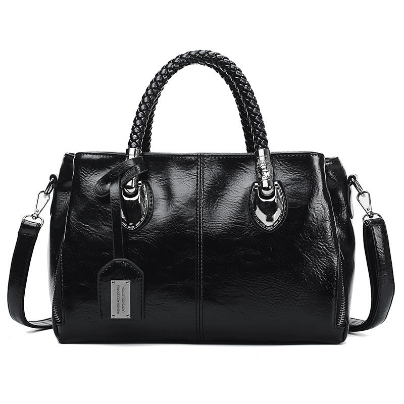 Vintage Oil Wax leather luxury handbag for women by Shamew, featuring a classic design and high-quality craftsmanship.