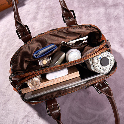Shamew Elegance faux-leather crossbody bag for ladies, luxury handbag with sleek design and adjustable strap.